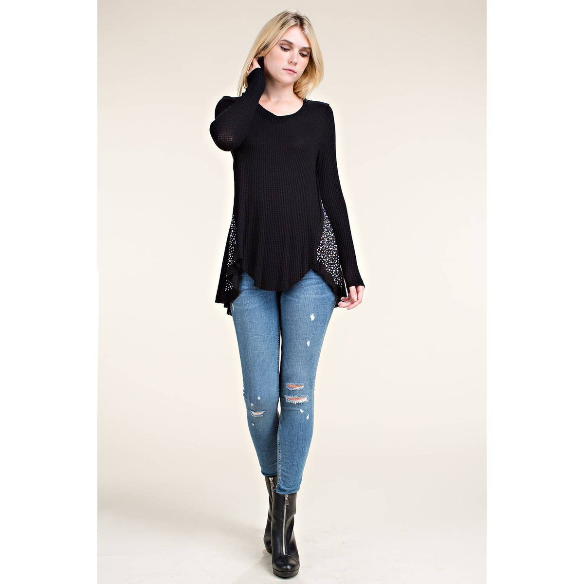 LONG SLEEVE TOP WITH WINGS AND STONES