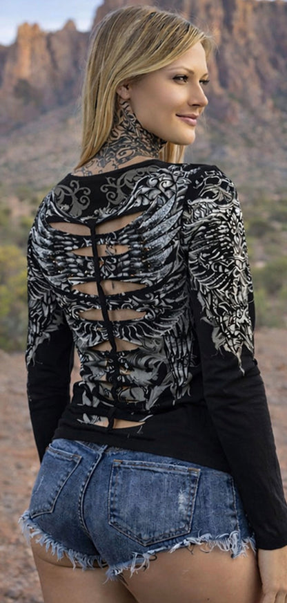 Platinum Plush Reign Slashed Graphic Top NEW