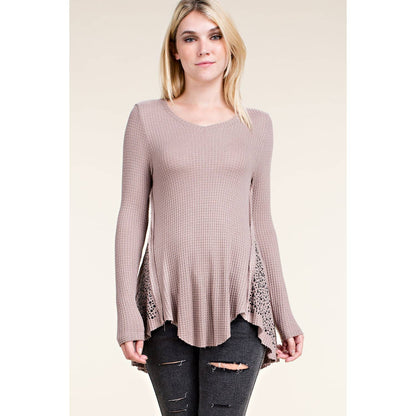 LONG SLEEVE TOP WITH WINGS AND STONES