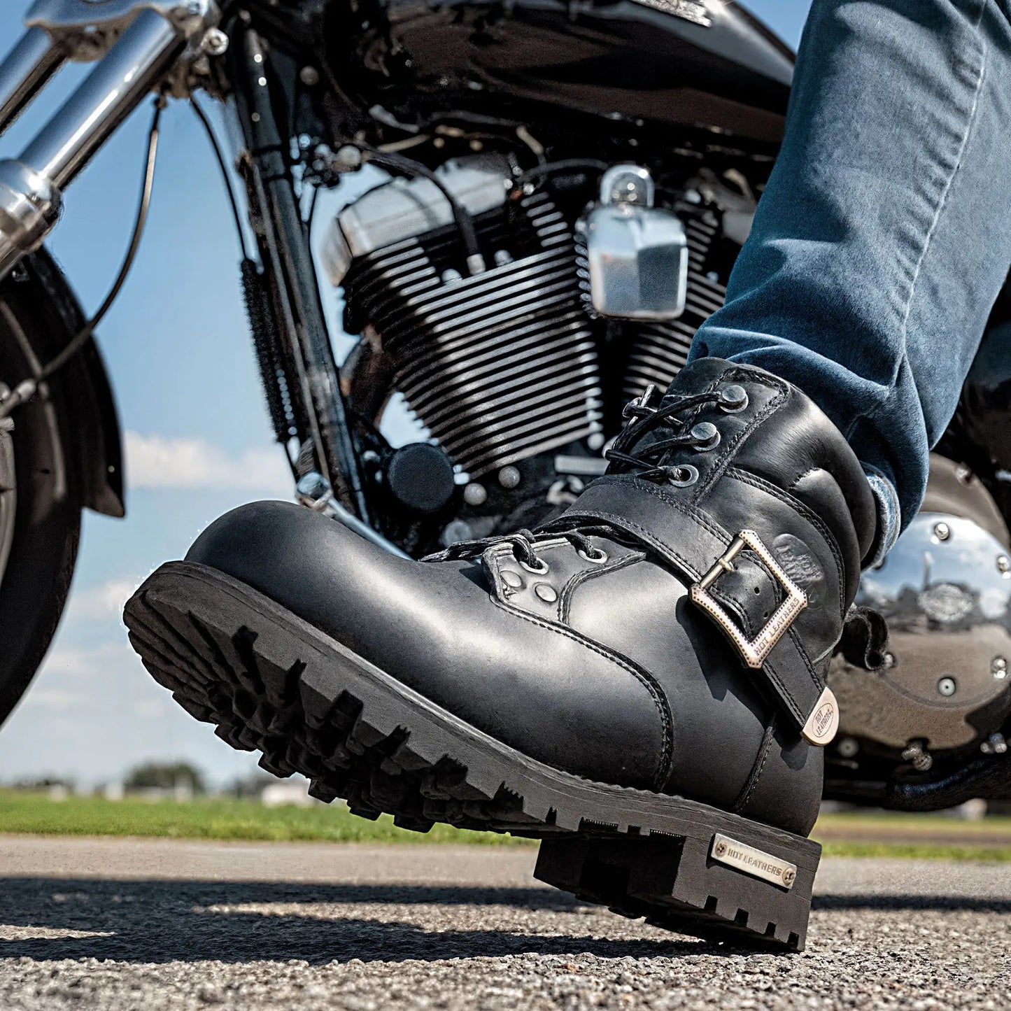 Hot Leathers Men's Black 6-inch Logger Leather Boots with Adjustable Buckle BTM1007
