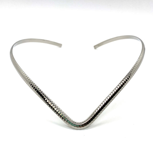SK2410 Ladies Neck Cuff in Ribbed 316L Stainless Steel