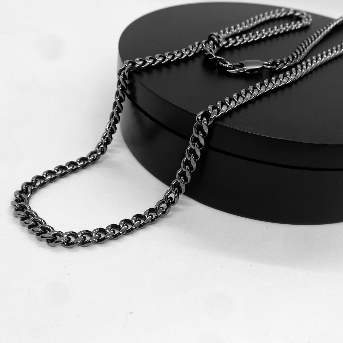 SK4019G Necklace 1/4" Wide Cuban Link Polished Gunmetal Color