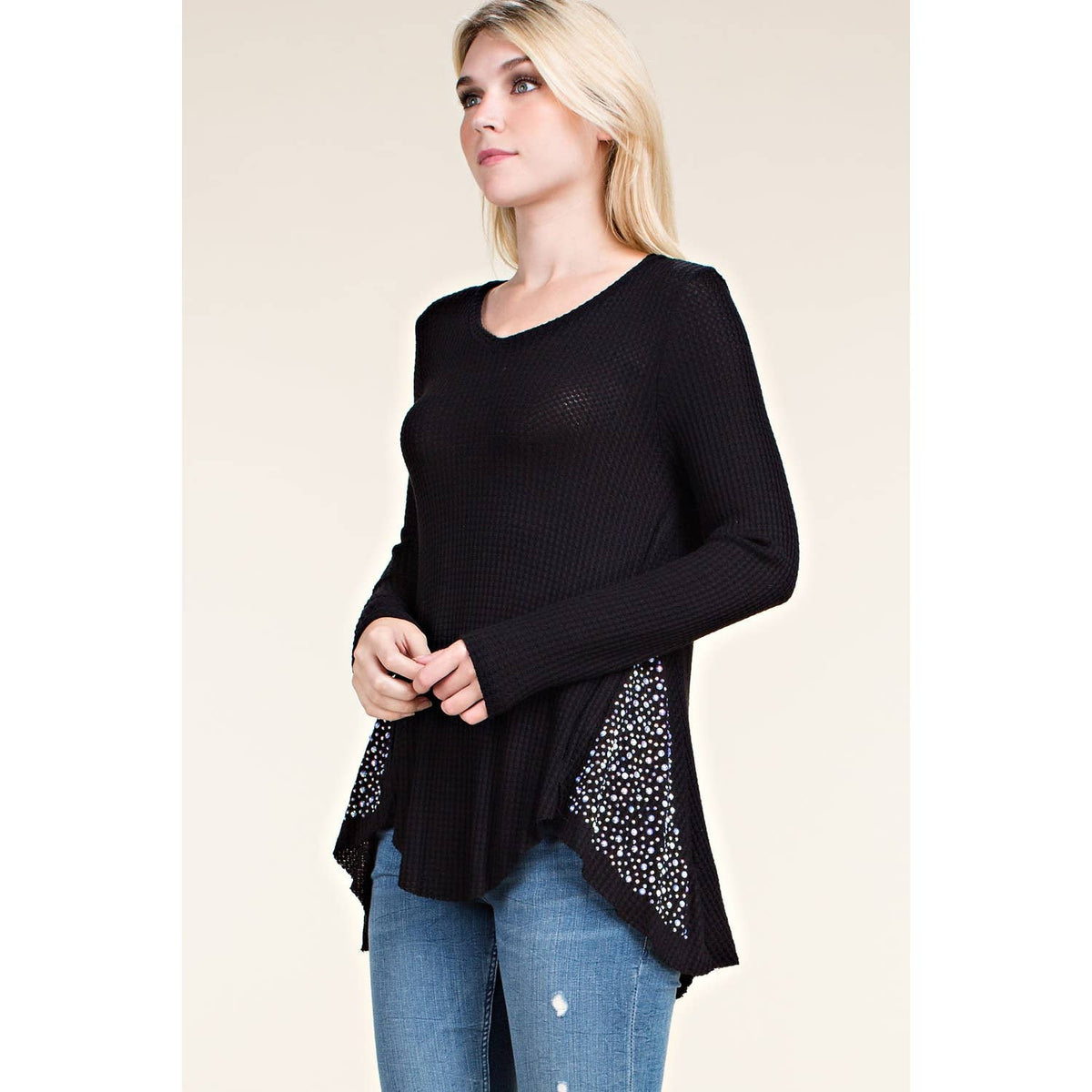LONG SLEEVE TOP WITH WINGS AND STONES